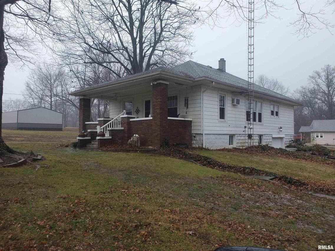 707 Old Duquoin Rd., Duquoin, IL