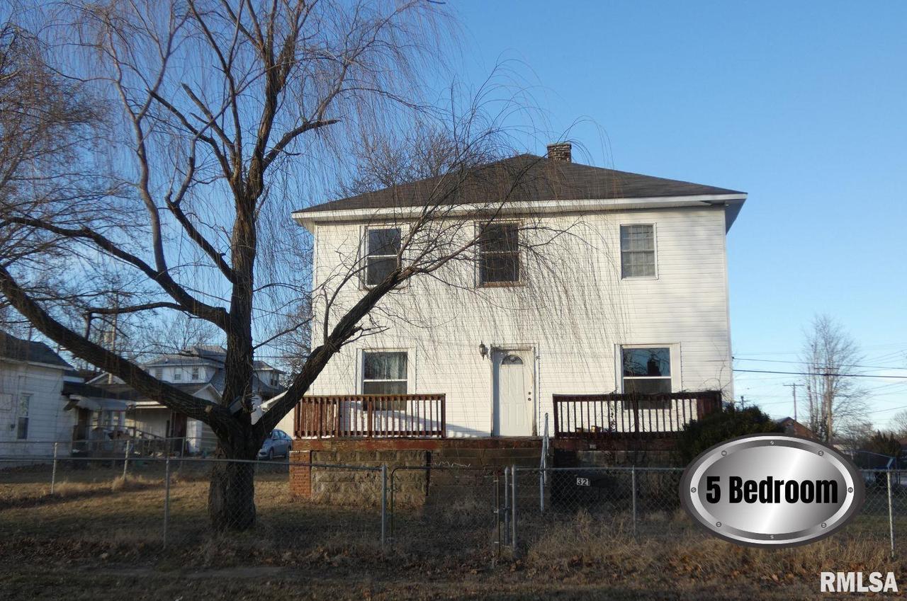 321 E Elm St., West Frankfort, IL 62896