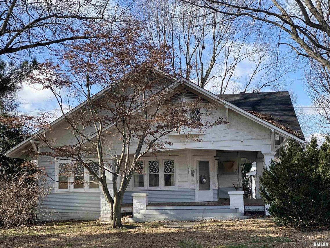 509 N 11th St., Herrin, IL 62948