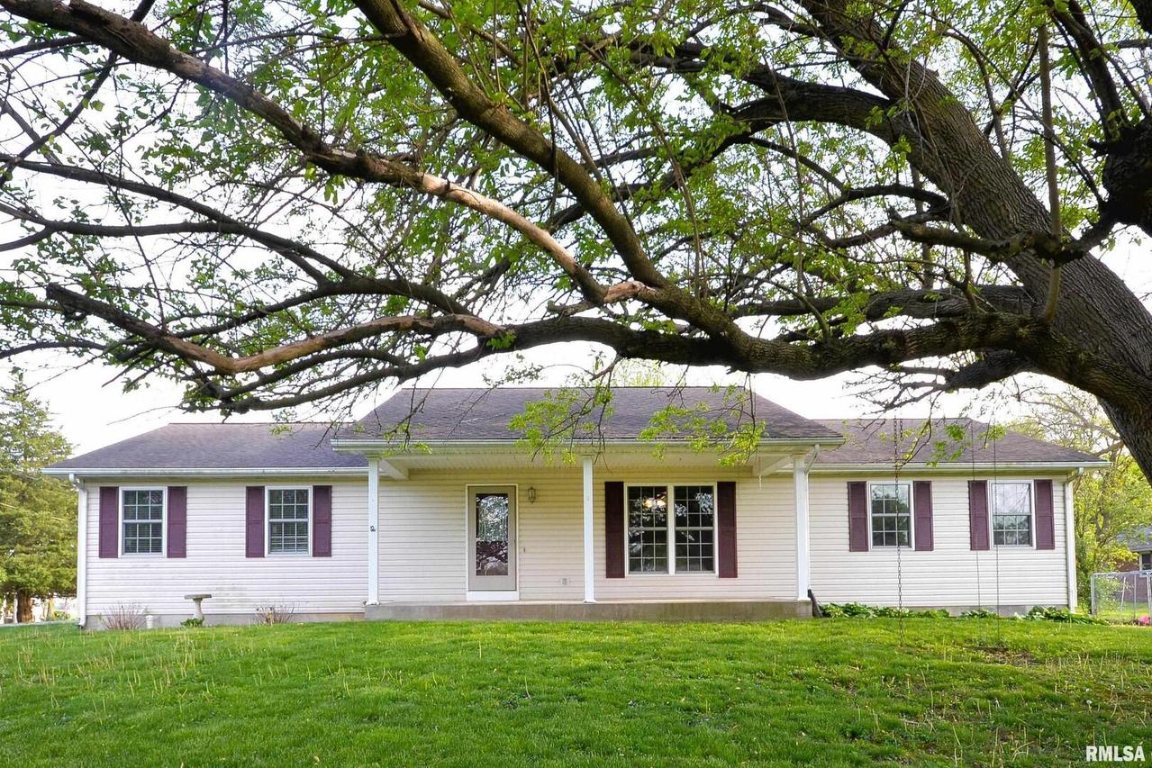 605 S 3rd St., Coulterville, IL 62237