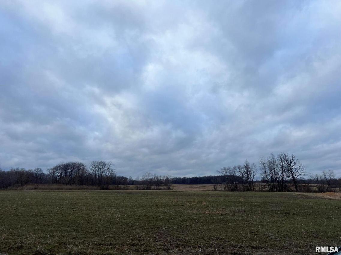 000 Robles Rd., Macedonia, IL 62860