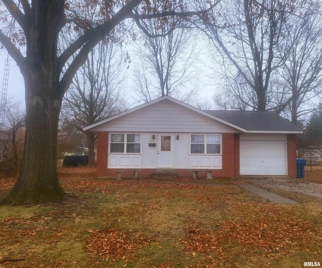 1031 Jonas St., Centralia, IL 62801