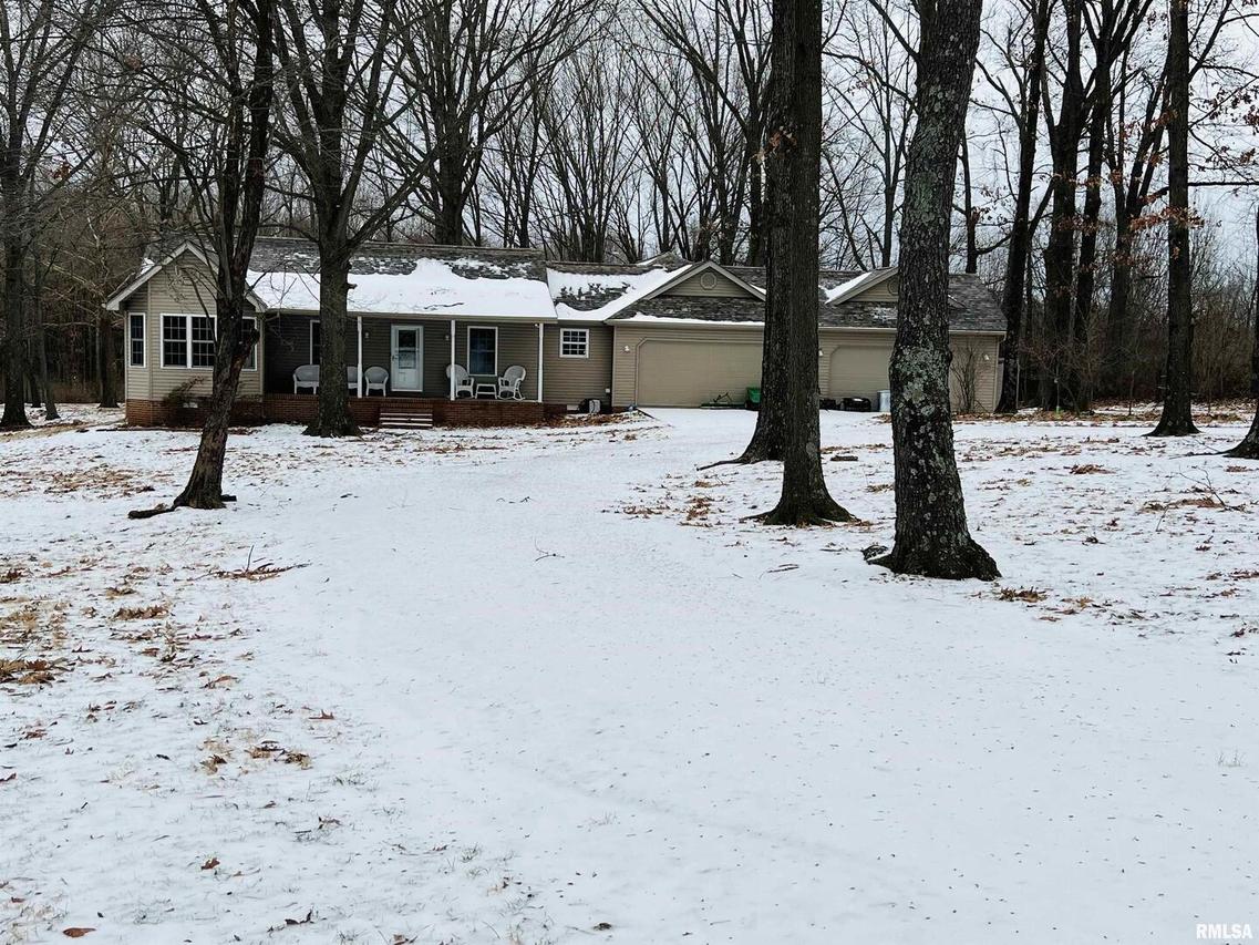 650 Old Broughton Rd., Eldorado, IL 62930