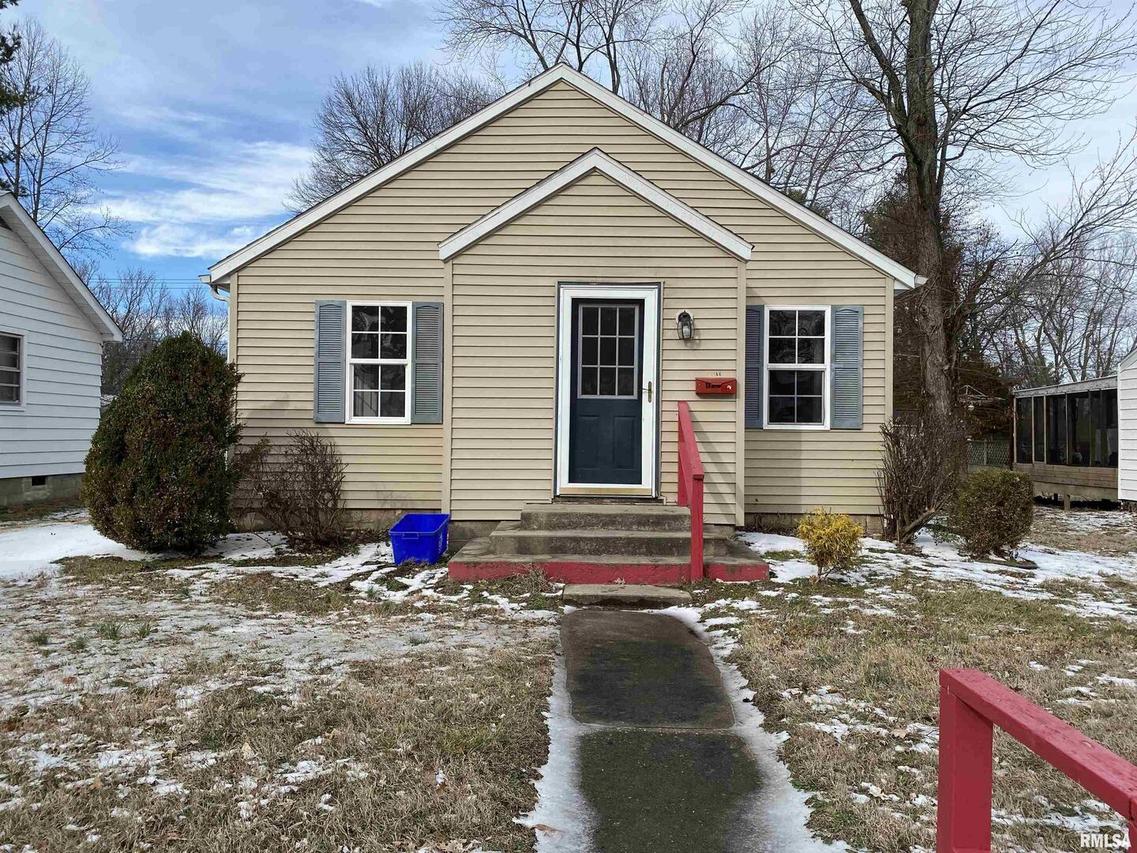 1120 Walkup, Carbondale, IL 62901