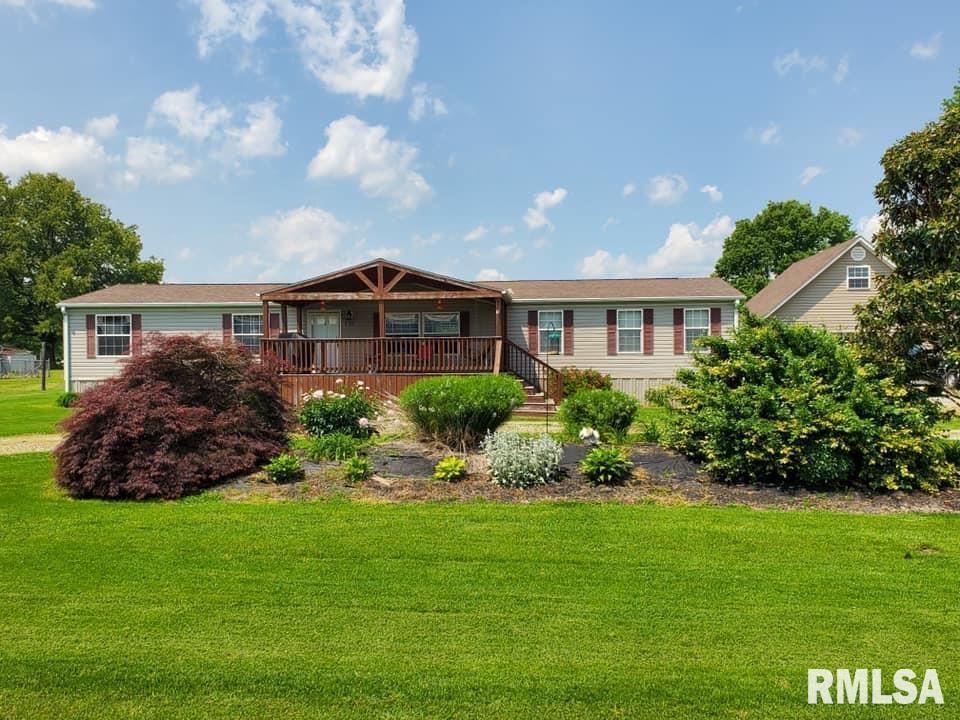 4615 Pinewood Ln., Metropolis, IL 62960