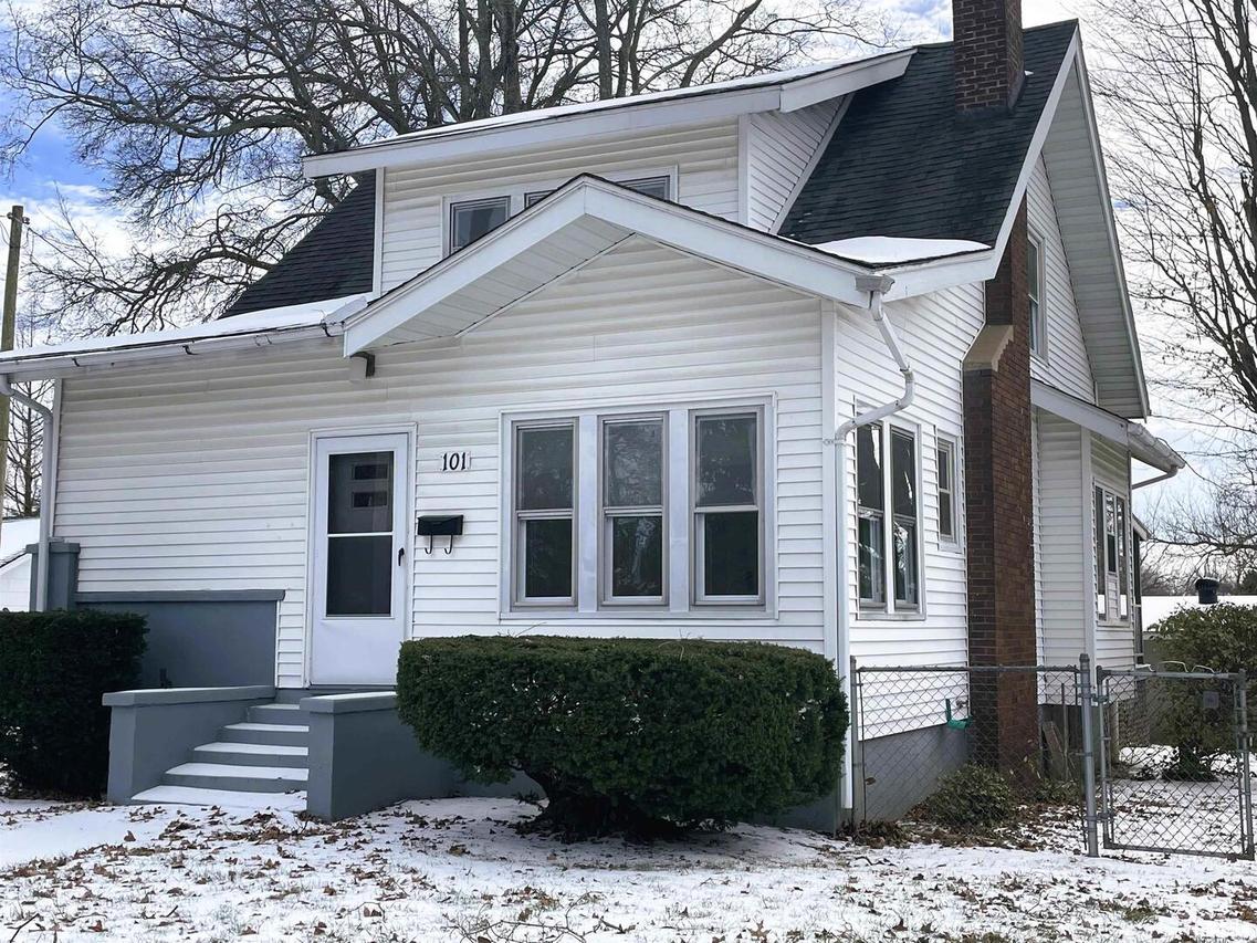 101 W Lewis St., Anna, IL 62906