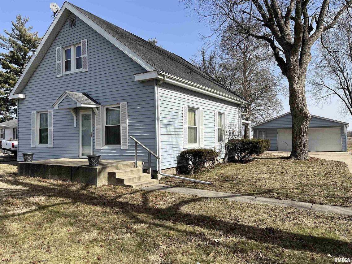 216 S Mine St., Sandoval, IL 62882