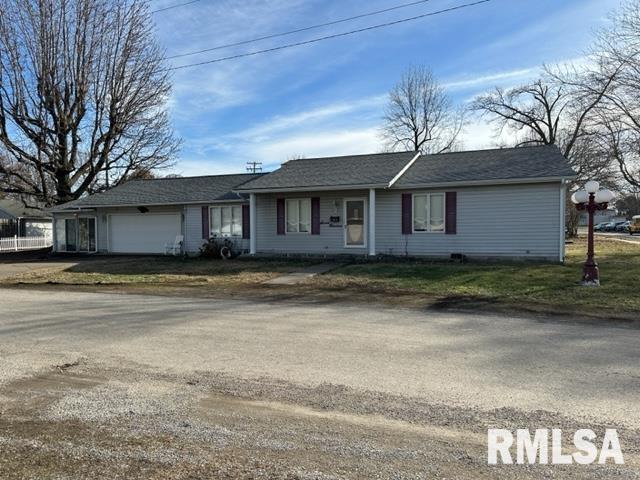 700 S 13th St., Herrin, IL 62948