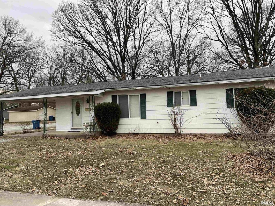 419 N 10th St., Benton, IL 62812