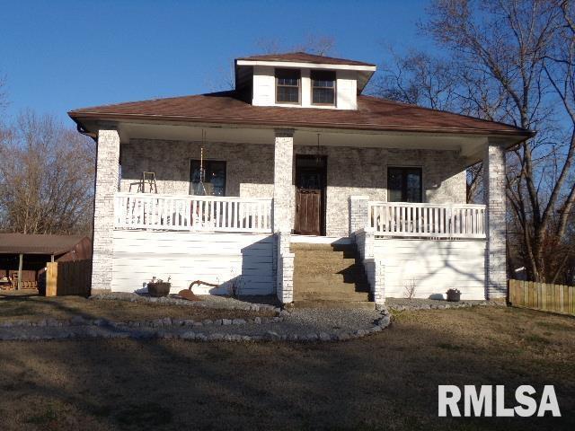 702 S Water St., Harrisburg, IL 62946