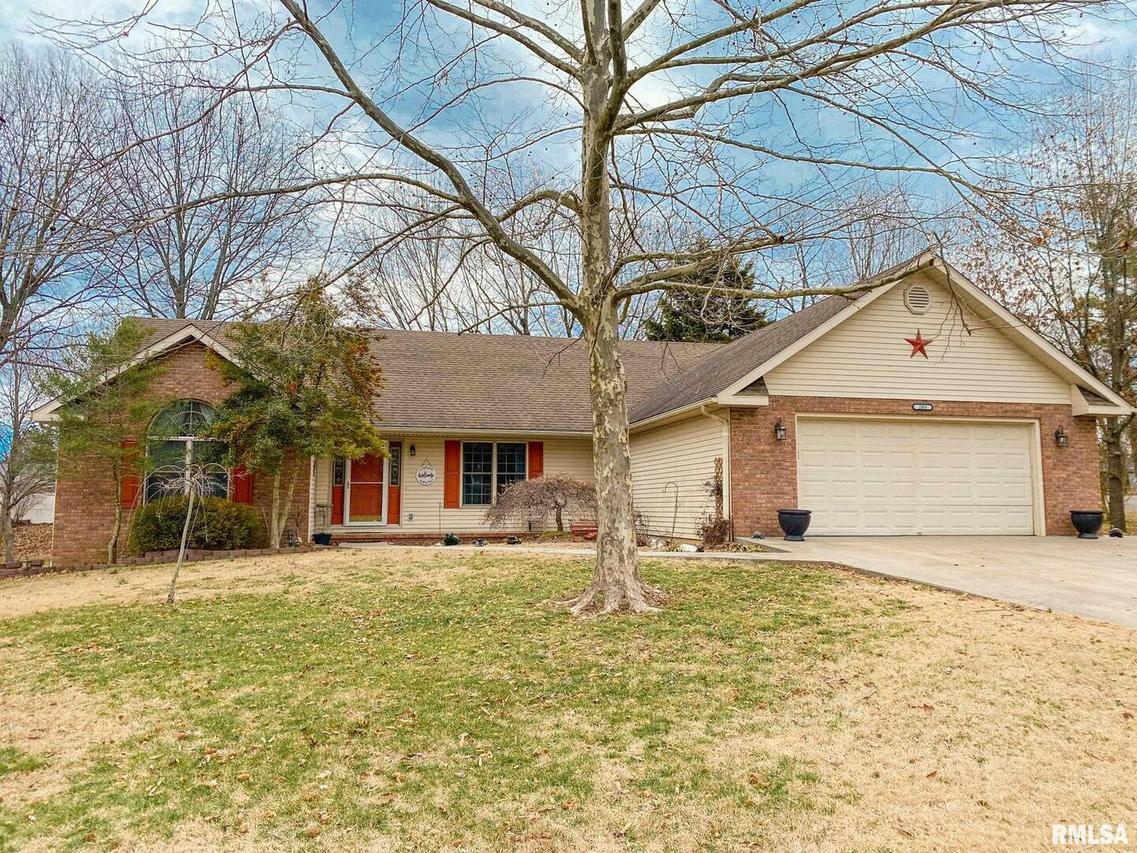 205 Orange St., Anna, IL 62906