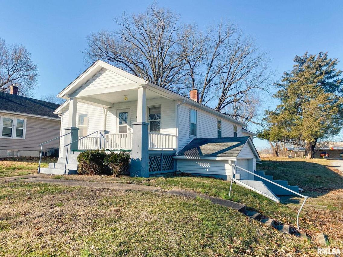 103 Grove Ave., Anna, IL 62906