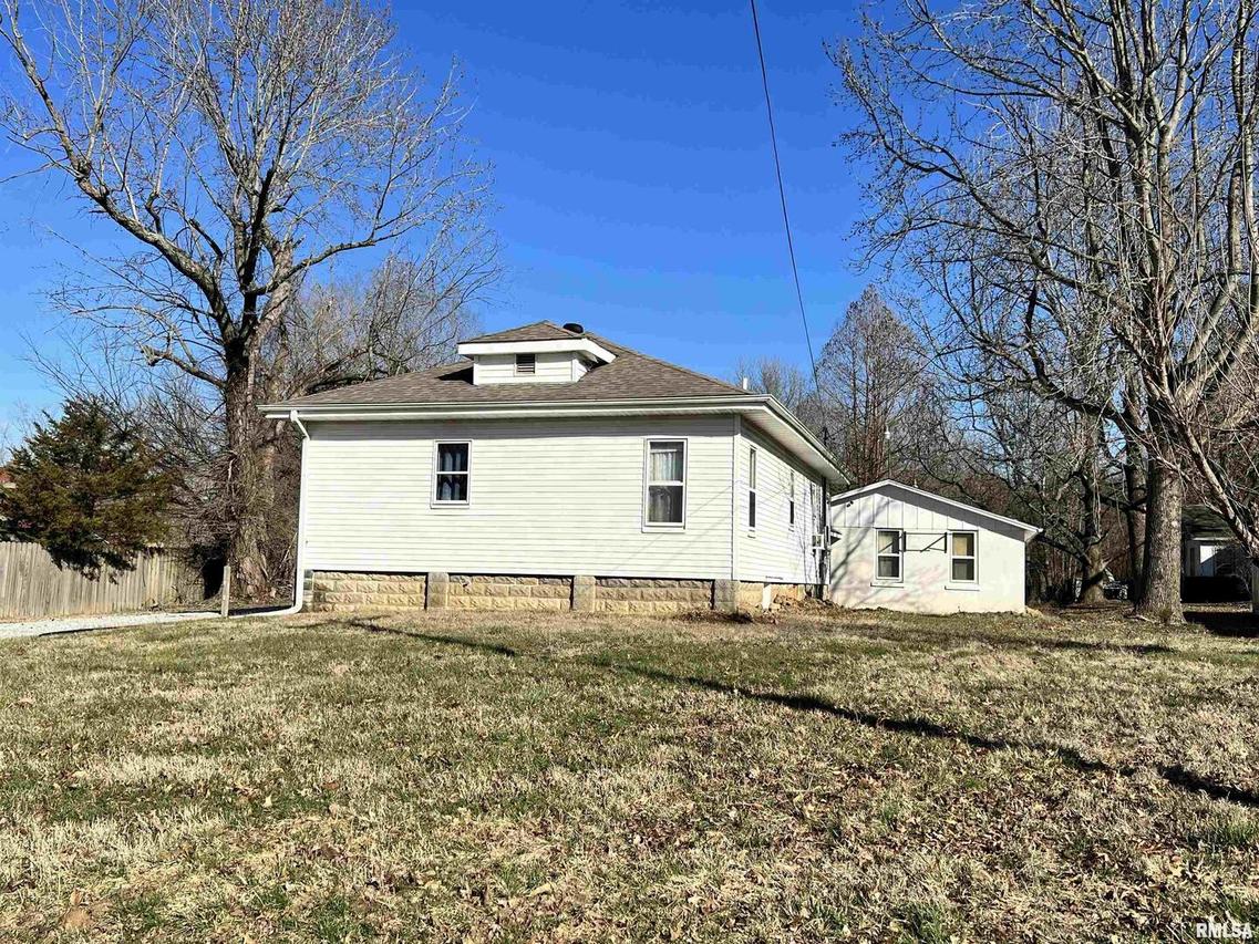 2341 S Illinois Ave., Carbondale, IL 62903