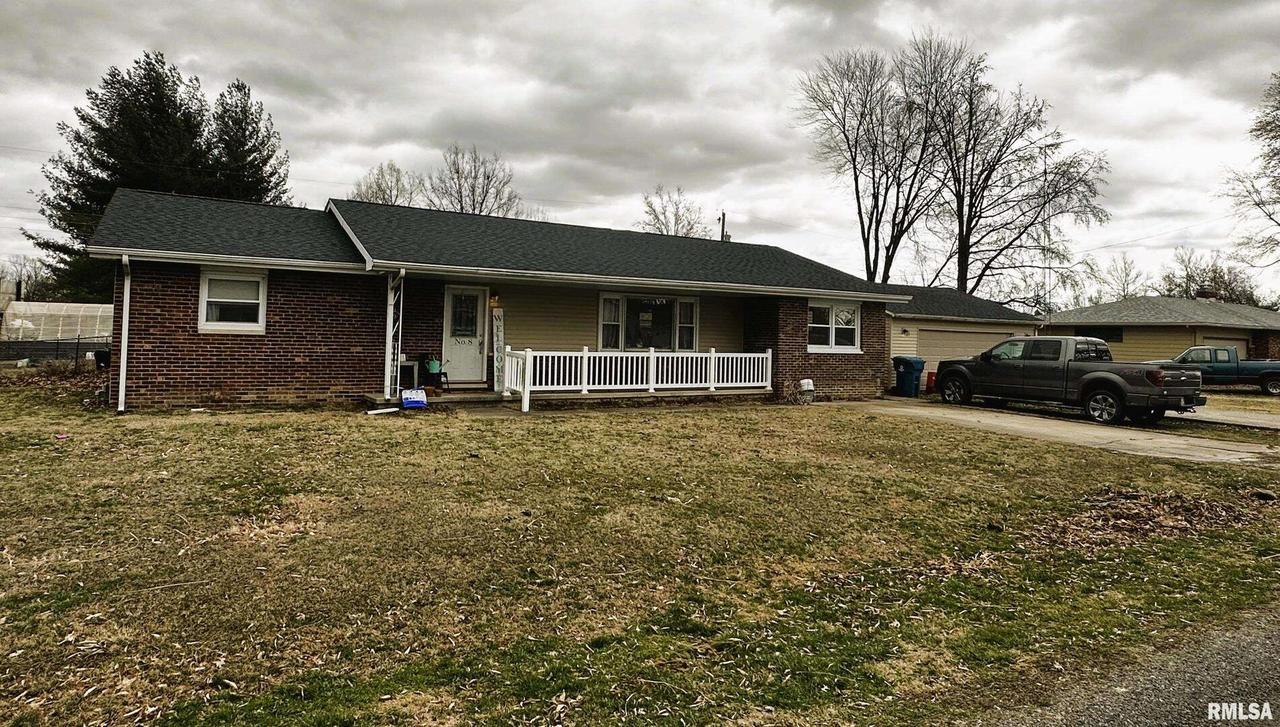 8 Bel Air Drive Dr., Centralia, IL 62801