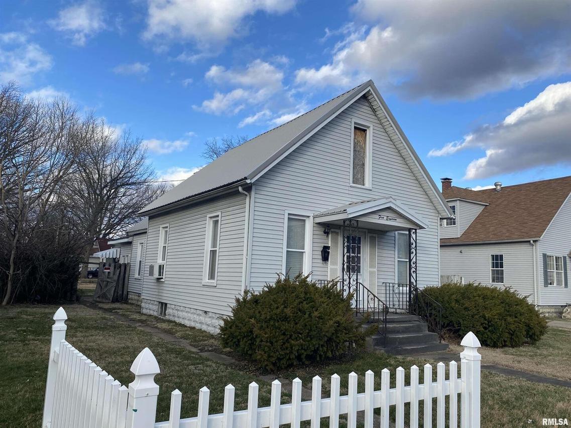 518 E Noleman St., Centralia, IL 62801