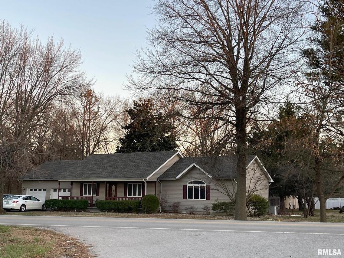 12506 W Petroff Rd., Benton, IL 62812