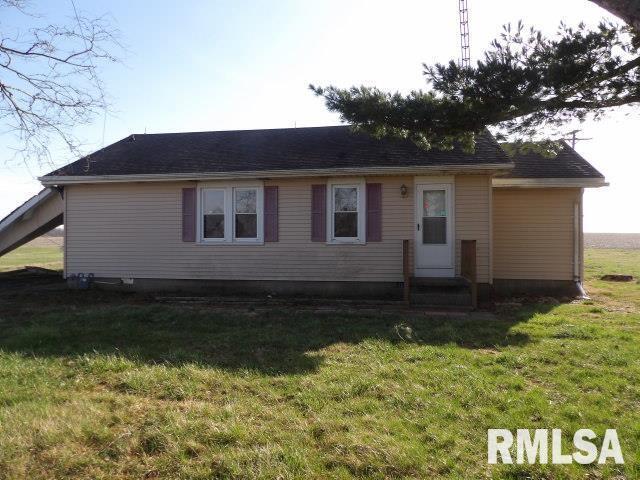 200 Wallace St., Crossville, IL 62827