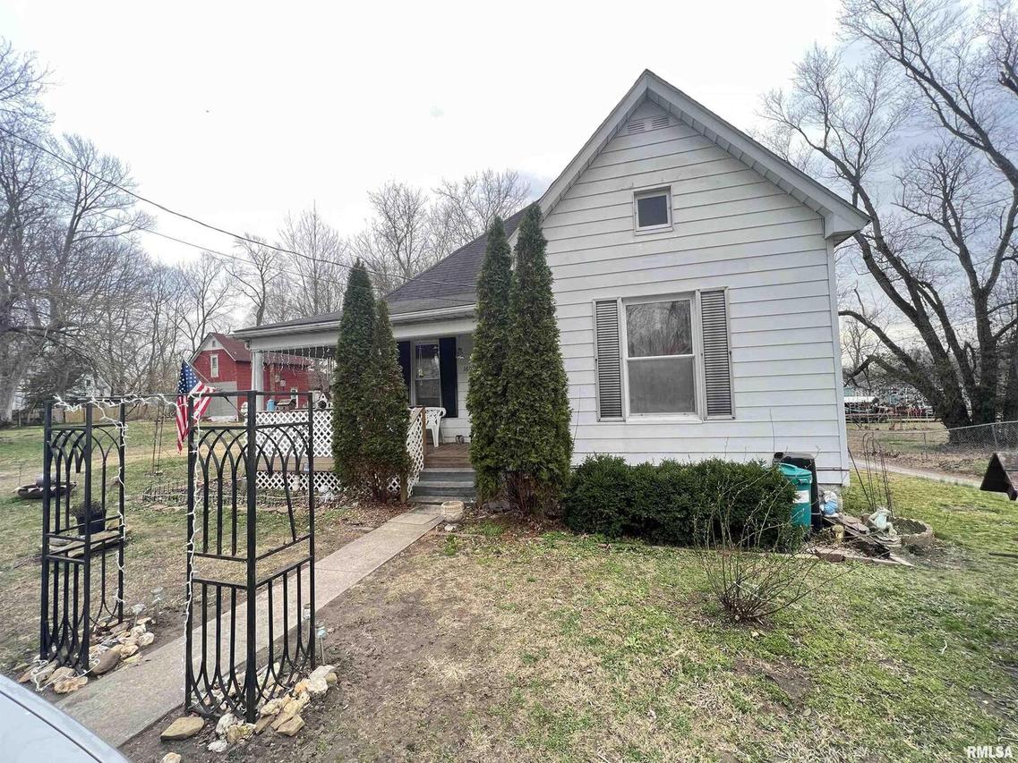 1609 Stecher St., Murphysboro, IL 62966