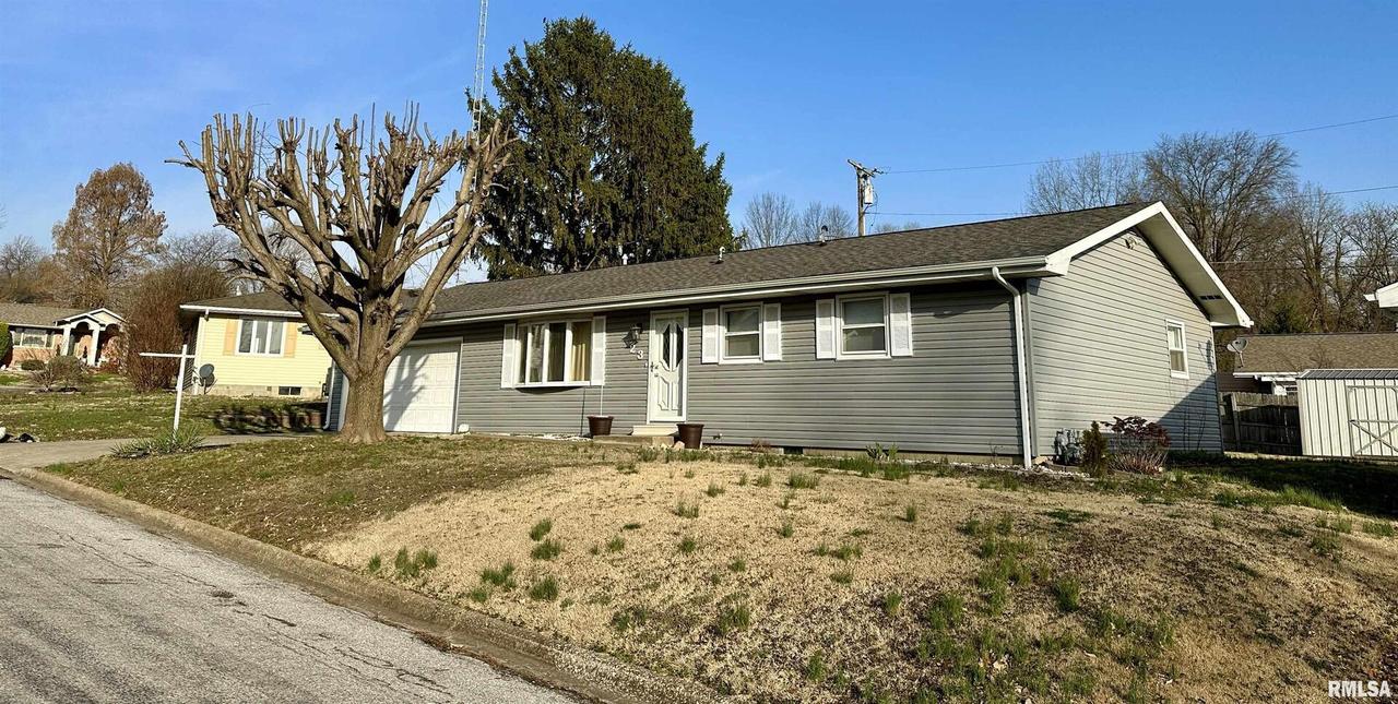 23 Frankfort Dr., West Frankfort, IL 62896