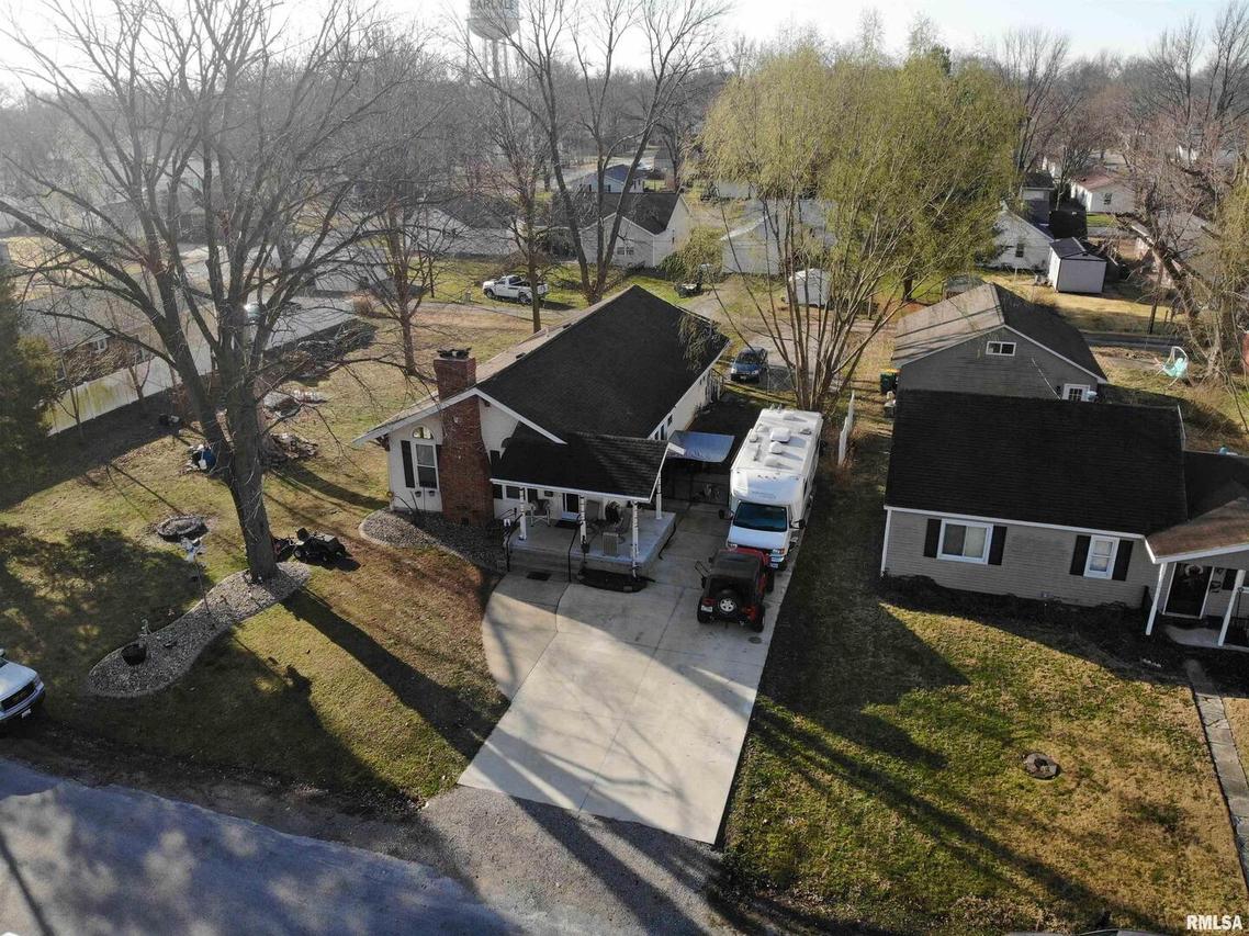 1750 Mulliken St., Carlyle, IL 62231