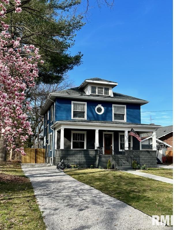 130 E North St. #A, Duquoin, IL 62832