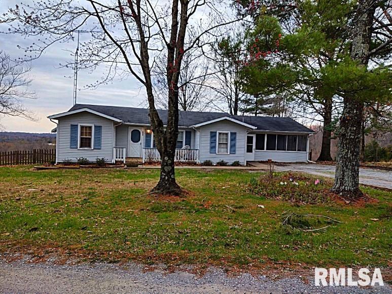 400 Hillside Ln., Vienna, IL 62995