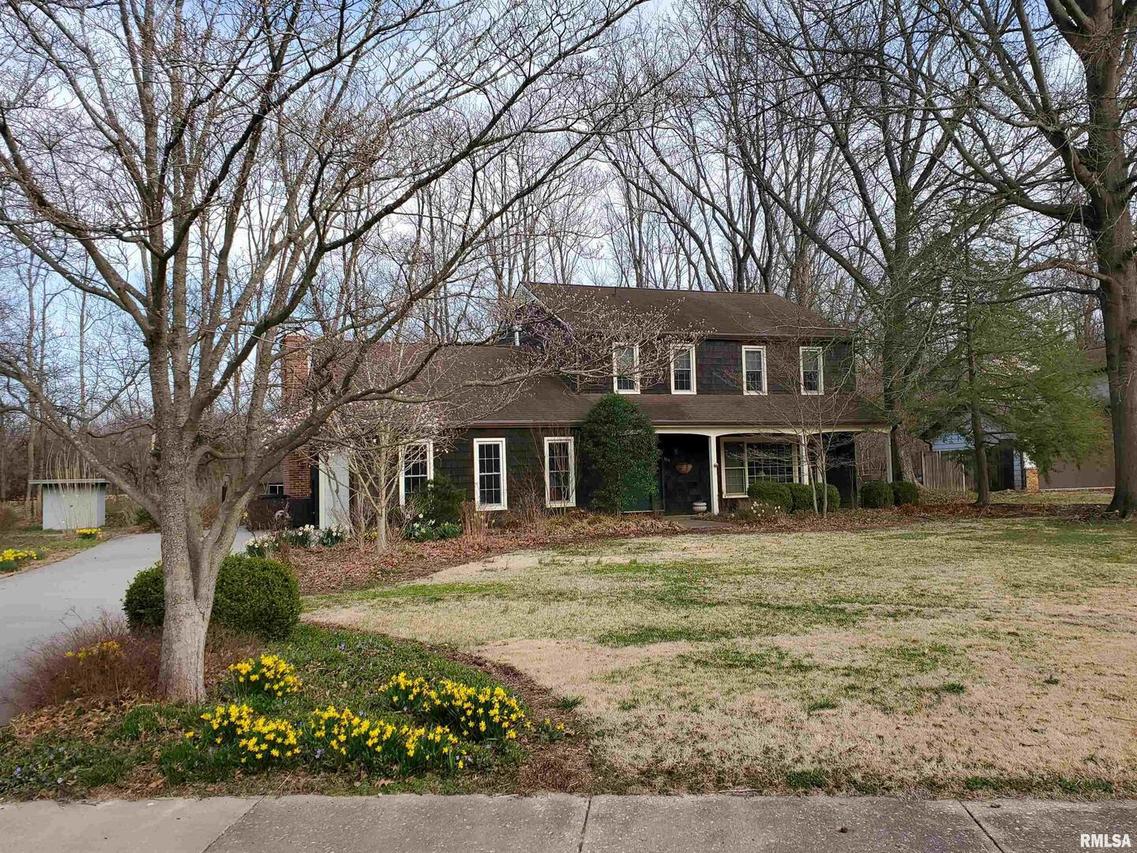 105 S Parrish Ln., Carbondale, IL 62901