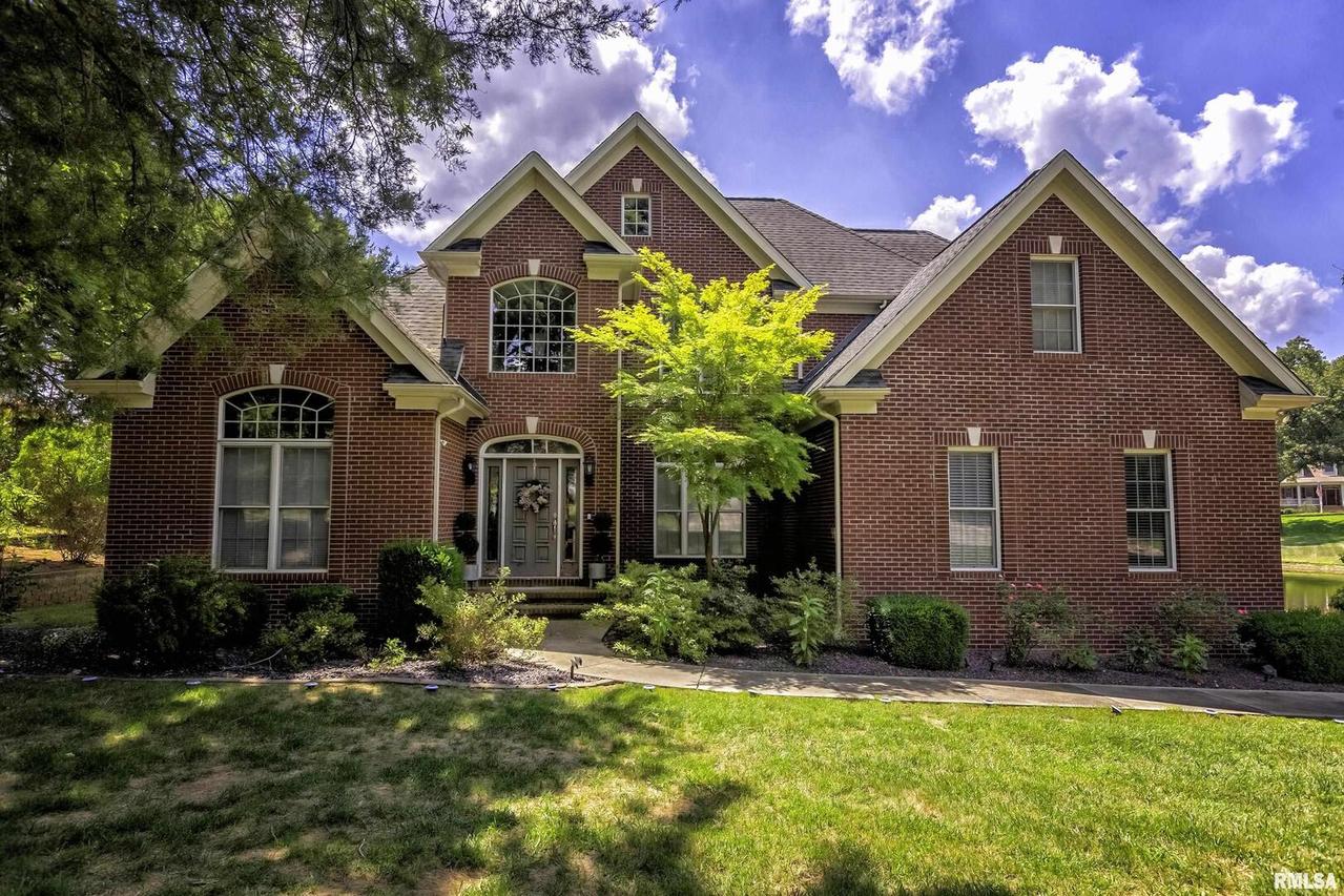 1141 Cedar Ridge Dr., Carbondale, IL 62901