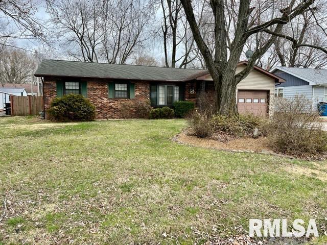 5 Ronnie, Centralia, IL 62801