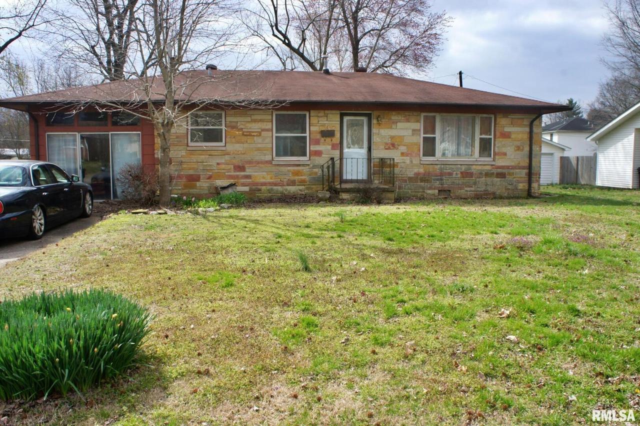 106 Carter Dr., Metropolis, IL 62960