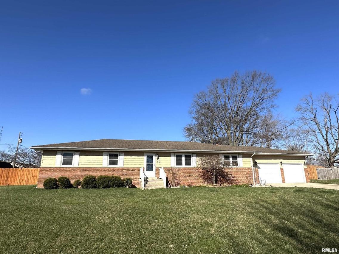 512 Sunset, Centralia, IL 62801