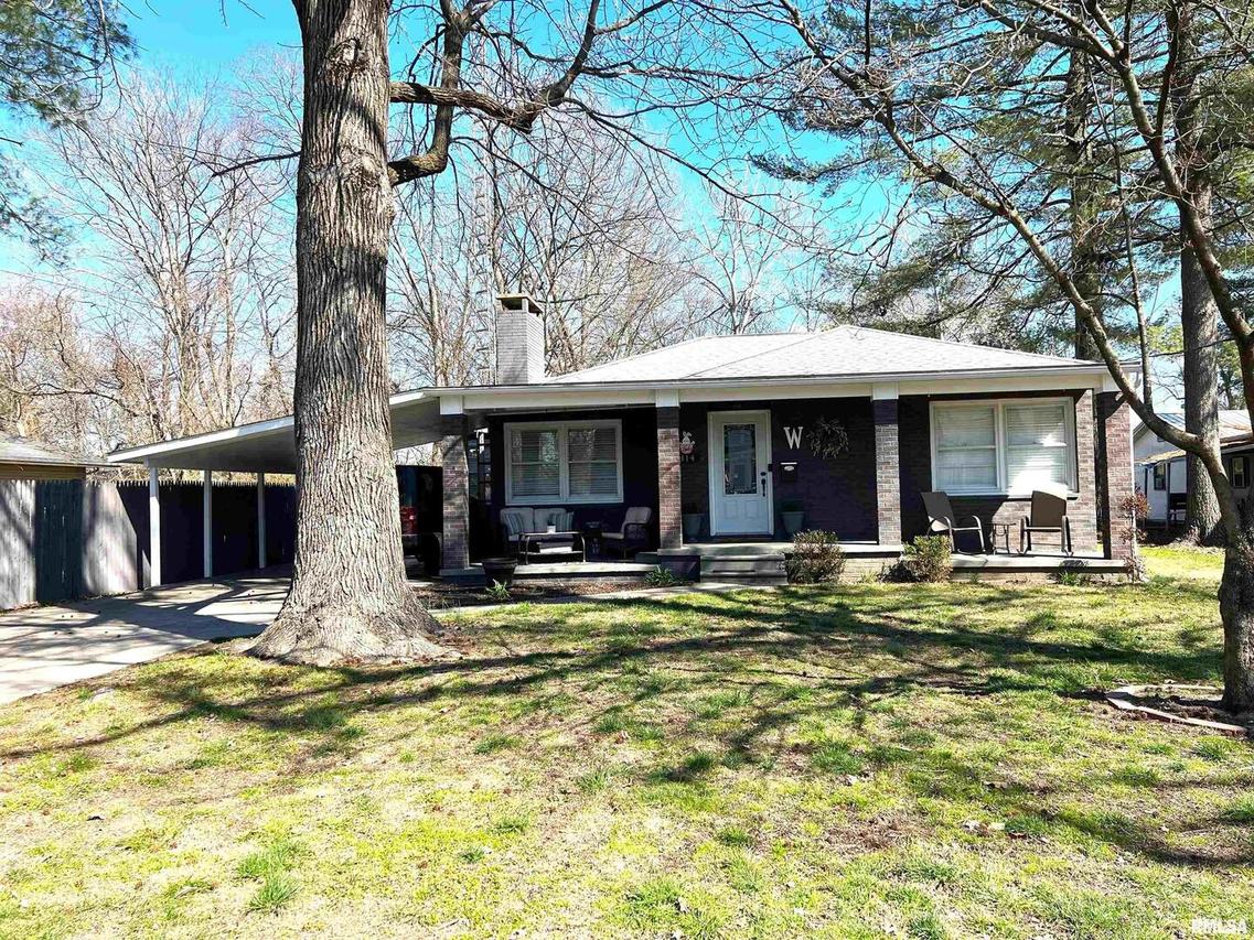 314 S Pope St., Benton, IL 62812