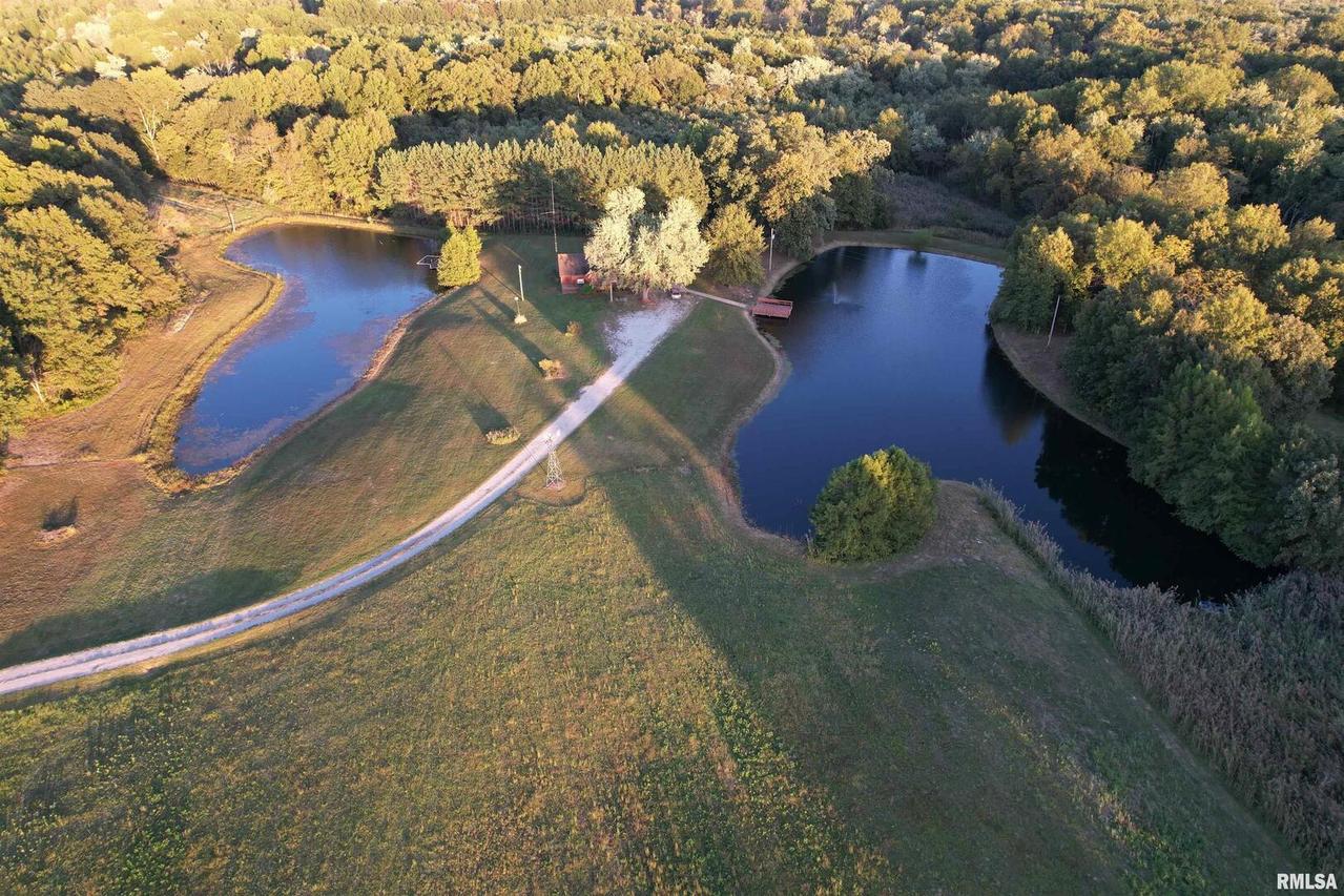 8625 Parks Rd., Iuka, IL 62849