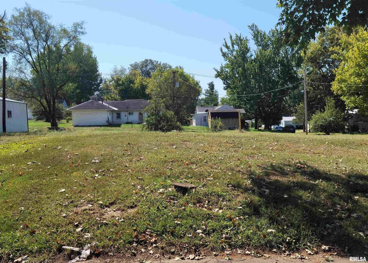 411 E Main St., Mcleansboro, IL 62859