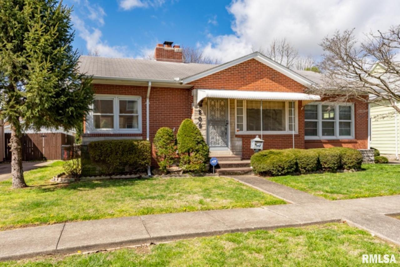 509 N 10th St., Herrin, IL 62948