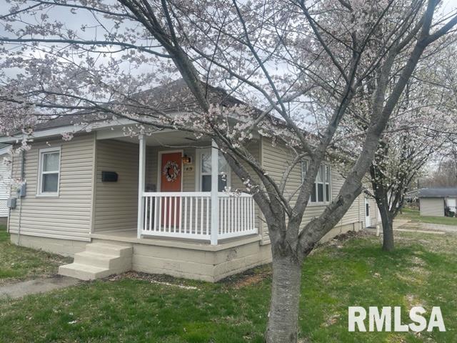 419 S 28th St., Herrin, IL 62948