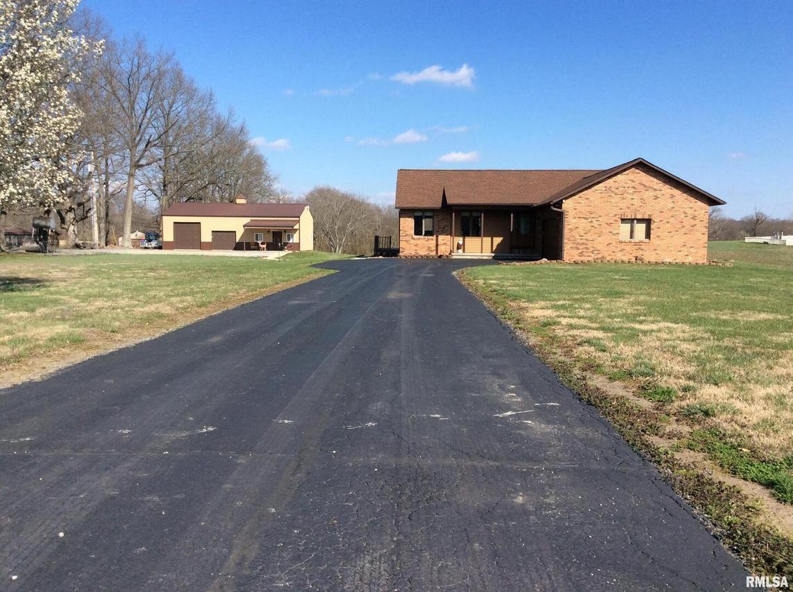 14458 N Shepherd Ln., Mt Vernon, IL 62864