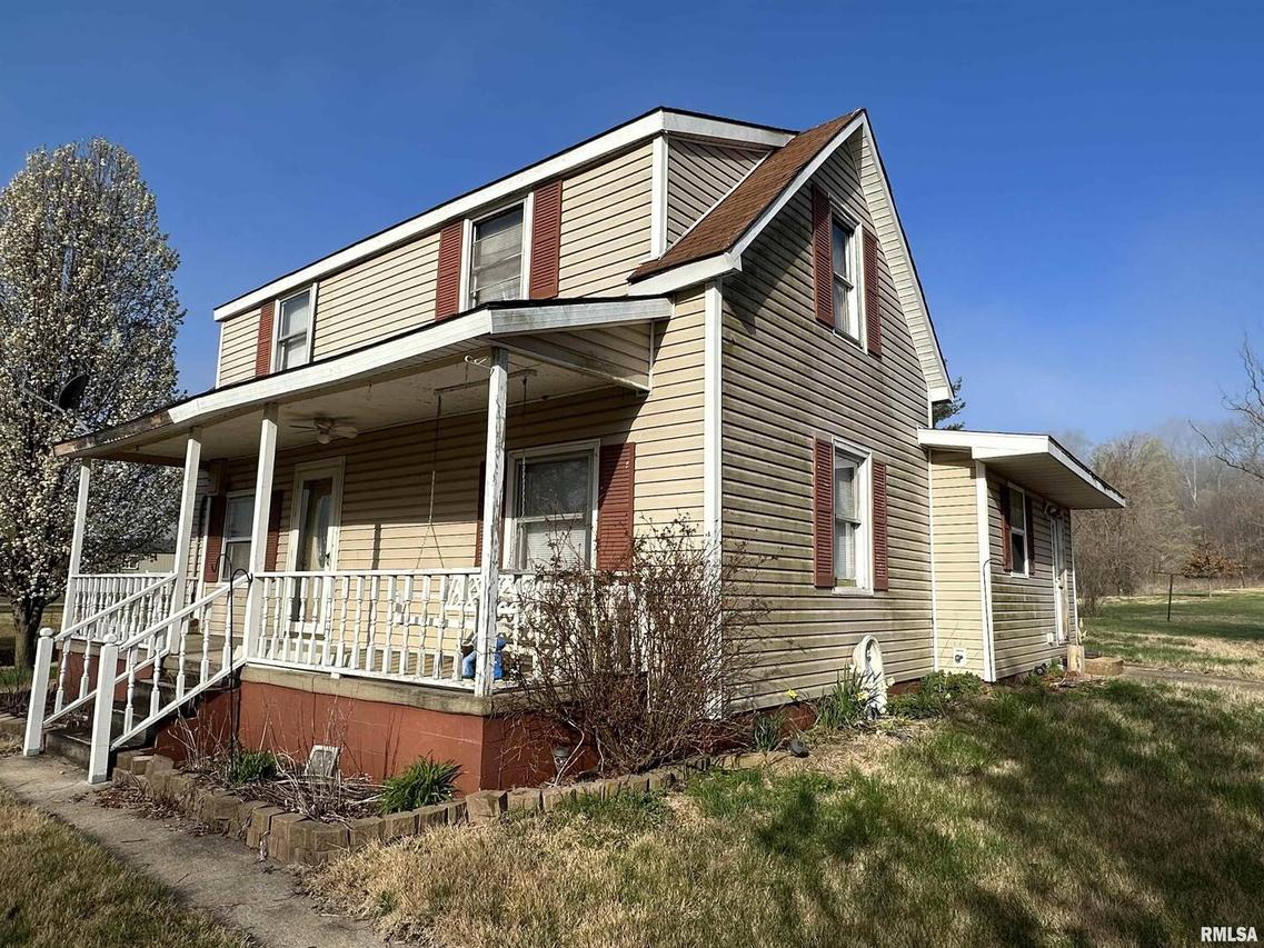 119 Logan Hollow Rd., Rockwood, IL 62280