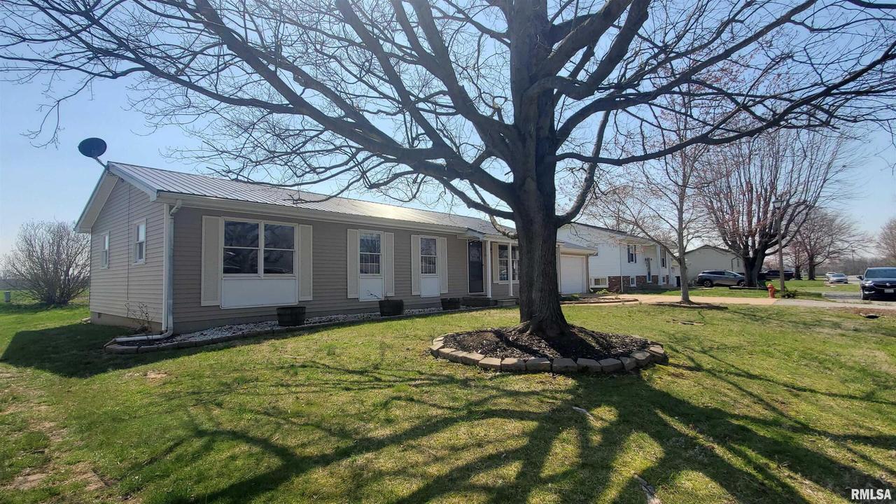 904 S Sunset Terrace Dr., Pinckneyville, IL 62274