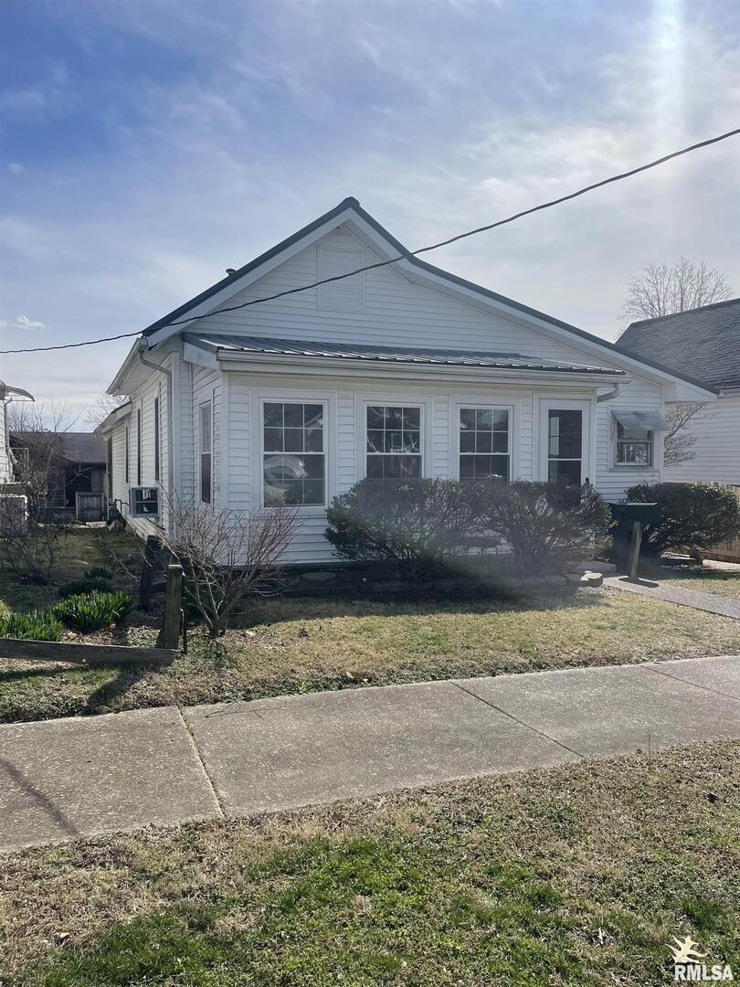 718 Girard St., Metropolis, IL 62960