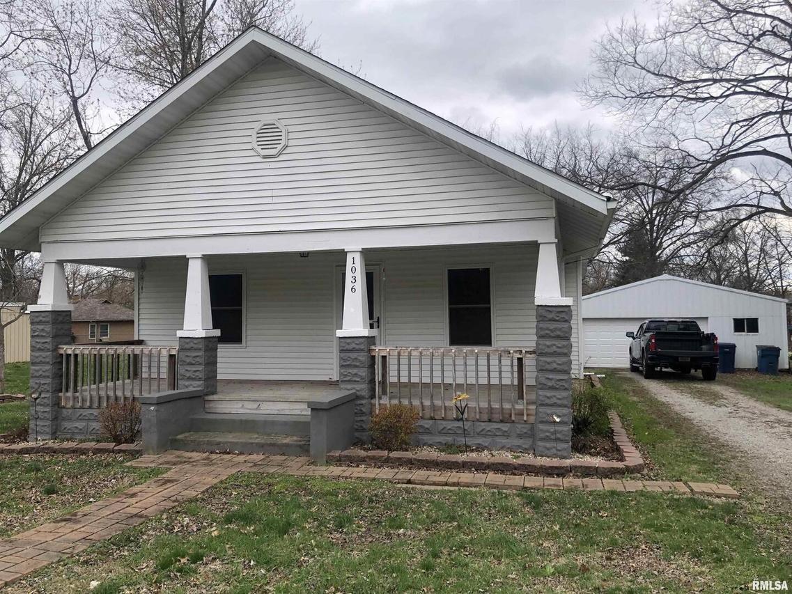 1036 Fairfield Rd., Mt Vernon, IL 62864