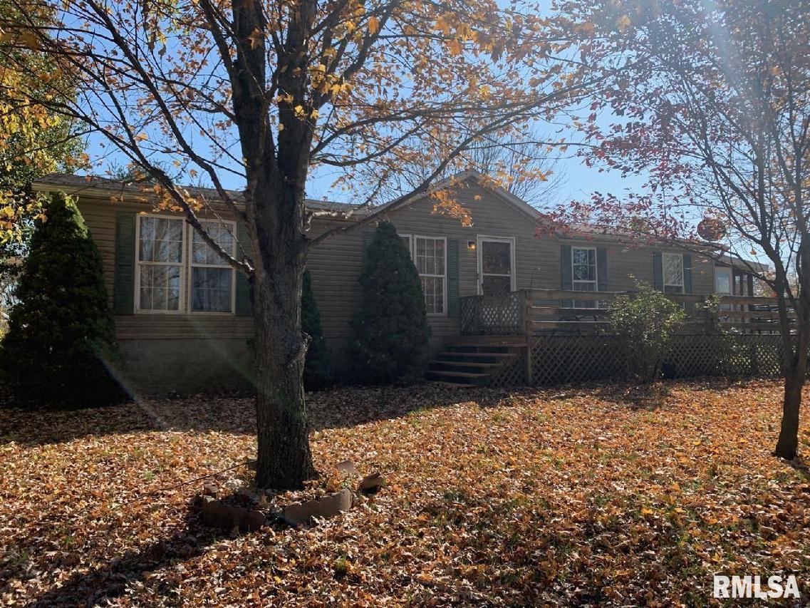 23202 Accommodation Rd., Macedonia, IL 62860