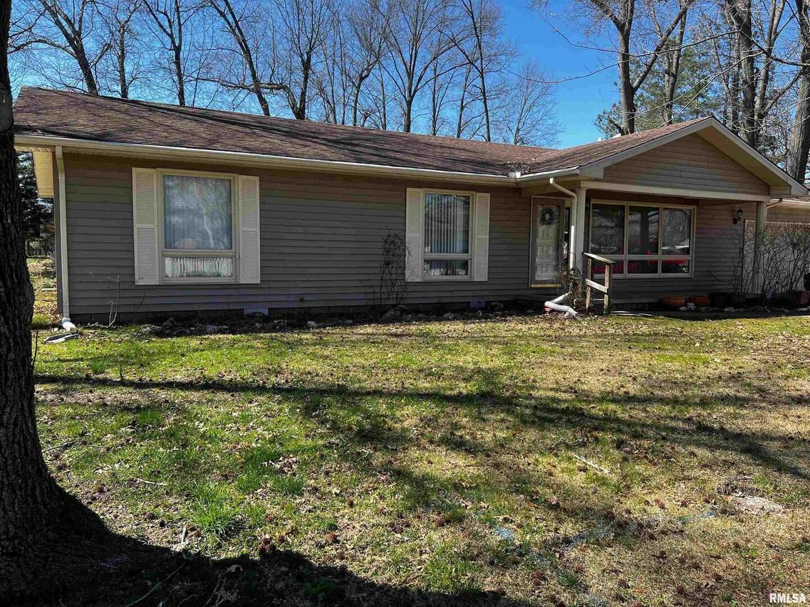 207 Lynn St., Energy, IL 62933