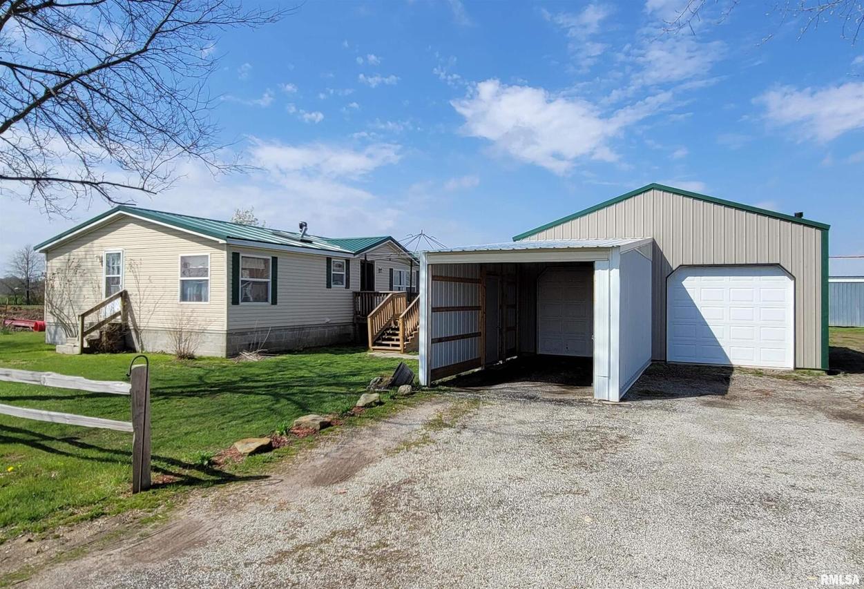 5655 Landmark Rd., Iuka, IL 62849