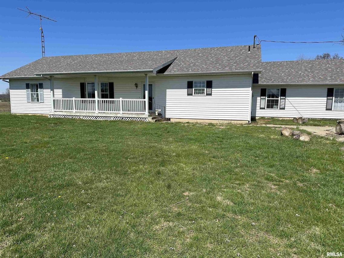 1987 Walnut Hill Rd., Walnut Hill, IL 62893