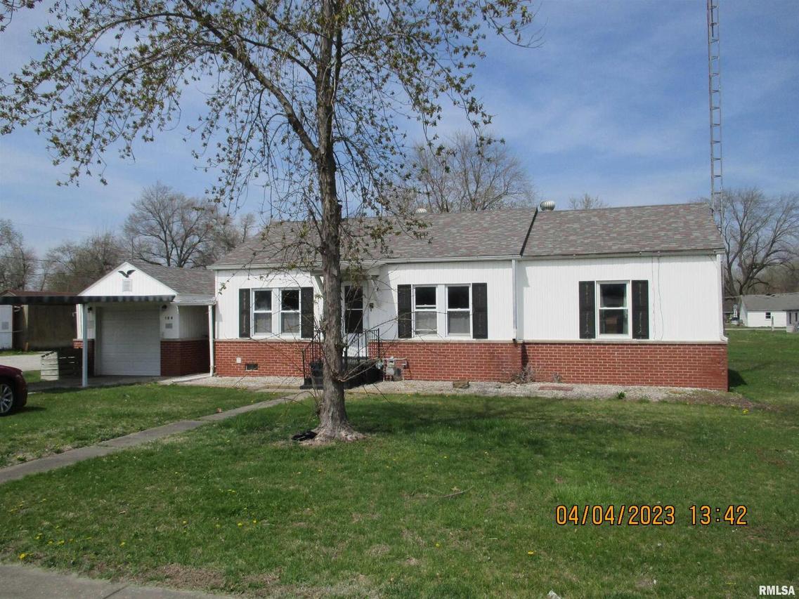 104 E Poplar Hwy., Odin, IL 62870