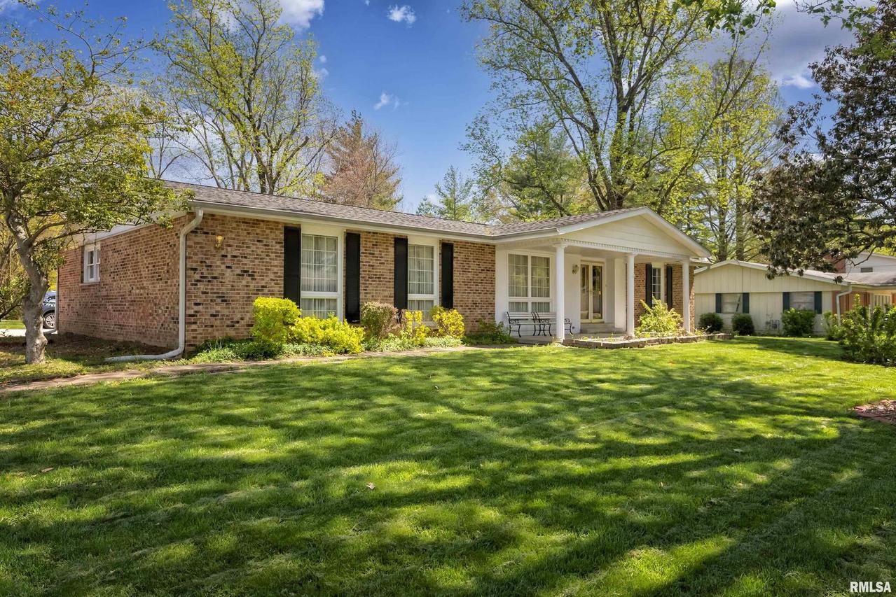 105 S Rod Ln., Carbondale, IL 62901