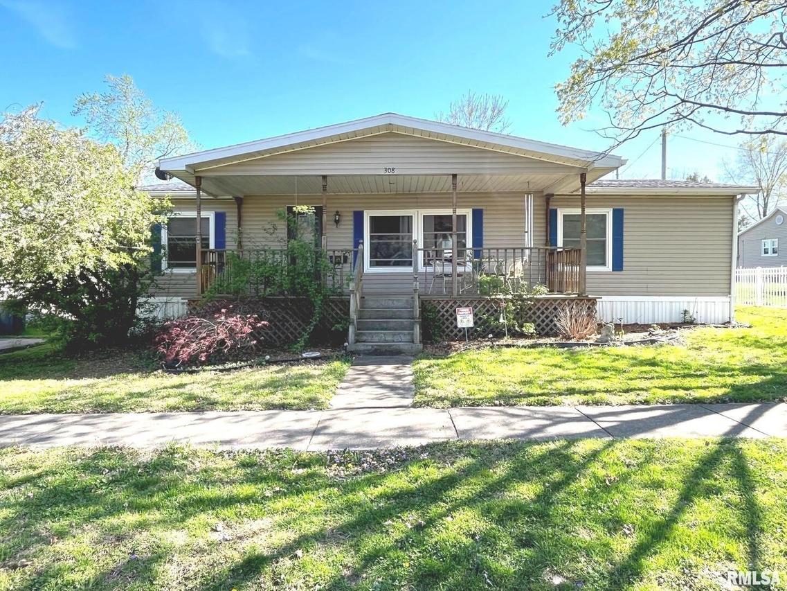 308 E Prairie St., Centralia, IL 62801