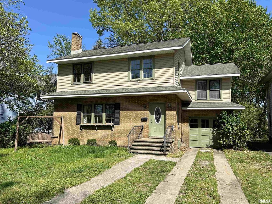 207 N Springer St., Carbondale, IL 62901