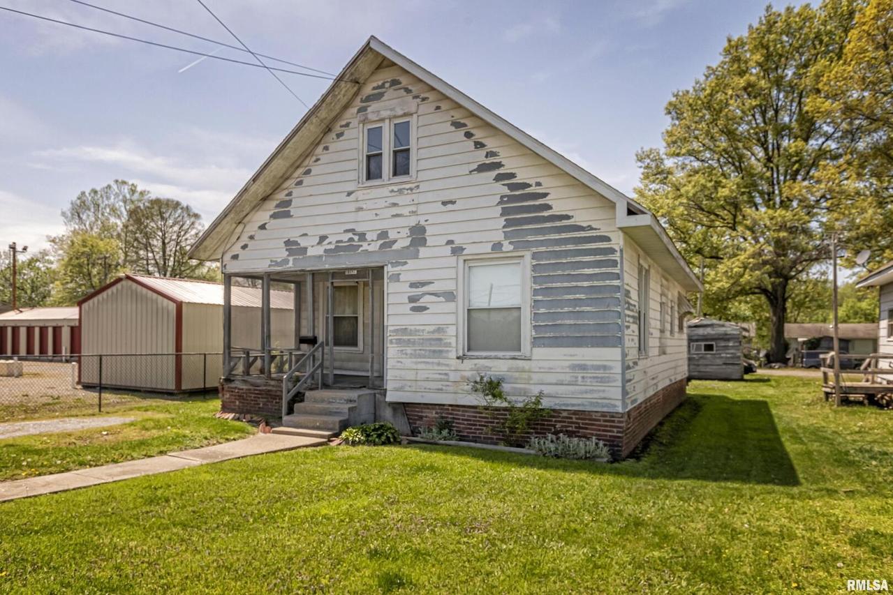 1109 Park Ave., Herrin, IL 62948